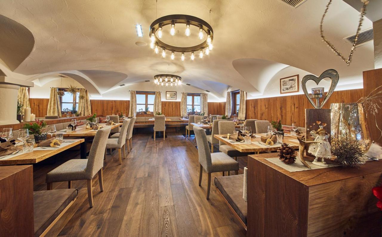 Hotel Hasenauer 4 Sterne Superior ซาลบาคฮินเทอร์เกลมม์ ภายนอก รูปภาพ